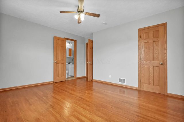 1284 Deeds Road, Granville, OH 43023