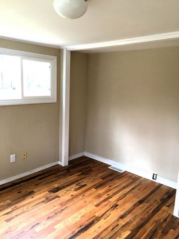 1284 Deeds Road, Granville, OH 43023