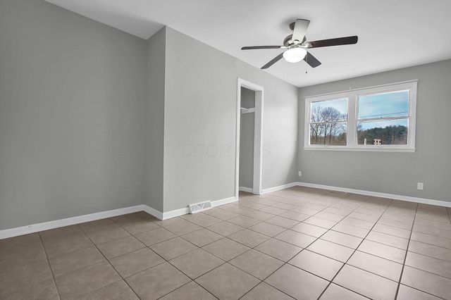 1284 Deeds Road, Granville, OH 43023