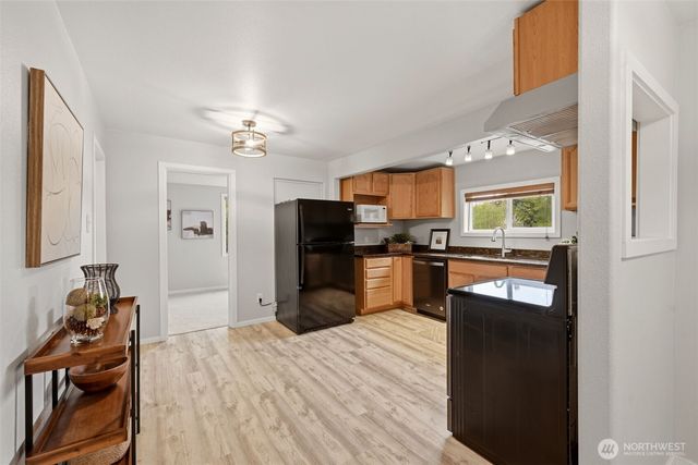 20229 148th Avenue SE, Kent, WA 98042