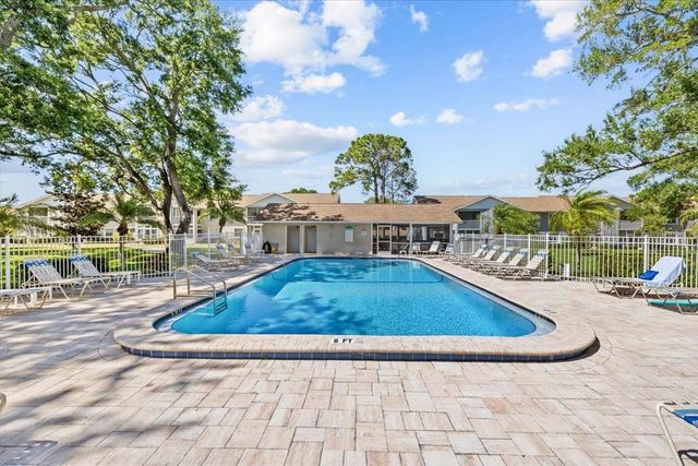 1390 OAK HILL DRIVE 202, Dunedin, FL 34698