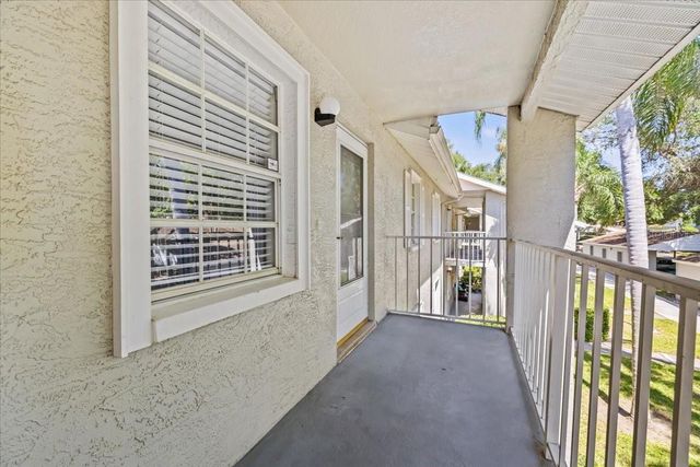 1390 OAK HILL DRIVE 202, Dunedin, FL 34698