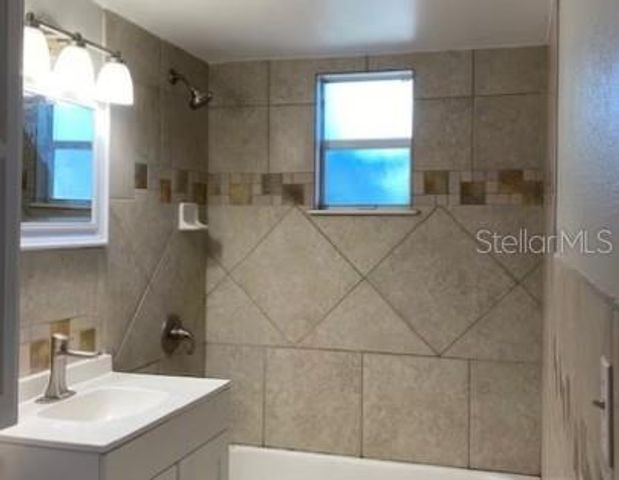 740 N SANS SOUCI AVENUE, Deland, FL 32720