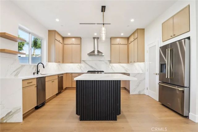 14931 Vose Street, Van Nuys, CA 91405
