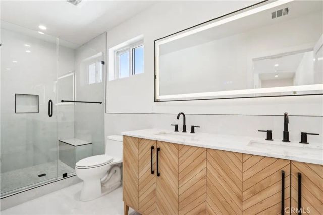14931 Vose Street, Van Nuys, CA 91405