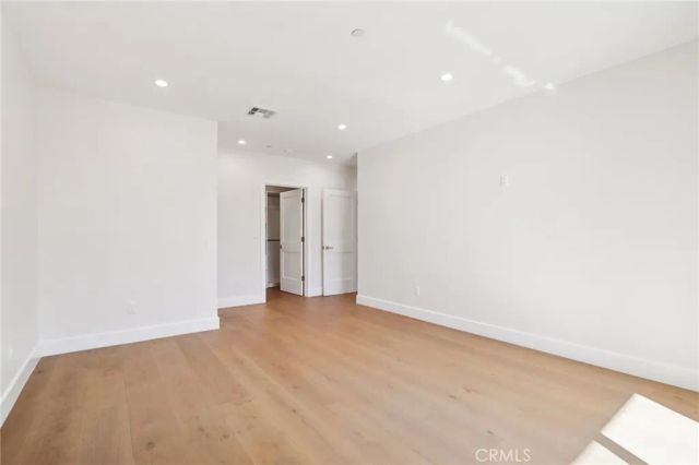 14931 Vose Street, Van Nuys, CA 91405