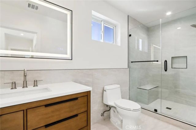 14931 Vose Street, Van Nuys, CA 91405