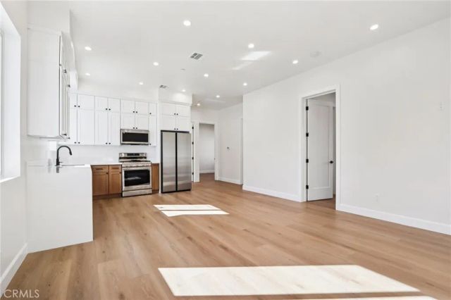 14931 Vose Street, Van Nuys, CA 91405