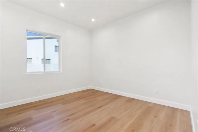 14931 Vose Street, Van Nuys, CA 91405