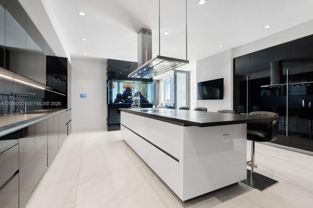 18501 Collins Ave 2304, Sunny Isles Beach, FL 33160