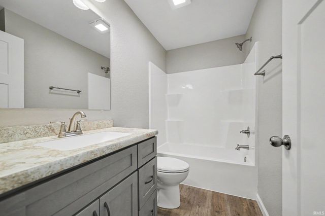21787 County Road 26, Goshen, IN 46528