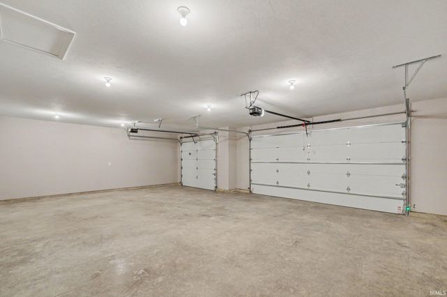21787 County Road 26, Goshen, IN 46528