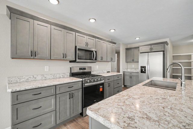 21787 County Road 26, Goshen, IN 46528