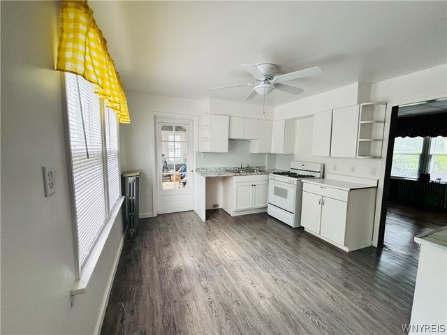 1933 Crescent, Hamburg, NY 14085