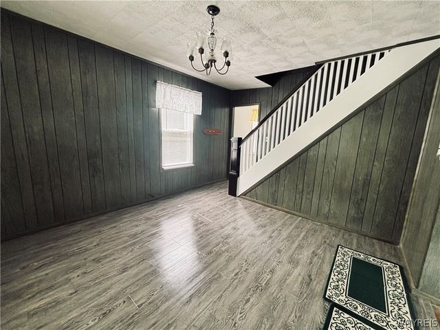 1933 Crescent, Hamburg, NY 14085