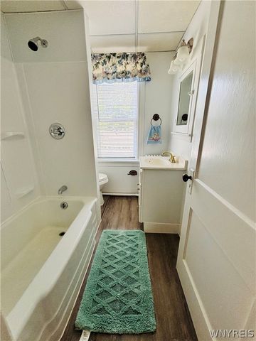 1933 Crescent, Hamburg, NY 14085
