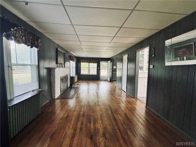 1933 Crescent, Hamburg, NY 14085