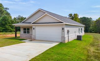 22 DEER PARK LANE LN, Iuka, MS 38852