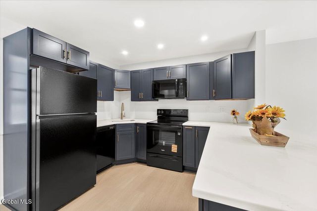 26 East Road, Moreau, NY 12803