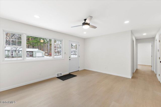 26 East Road, Moreau, NY 12803