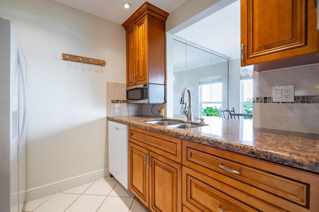 250 NE 20th Street 5260, Boca Raton, FL 33431