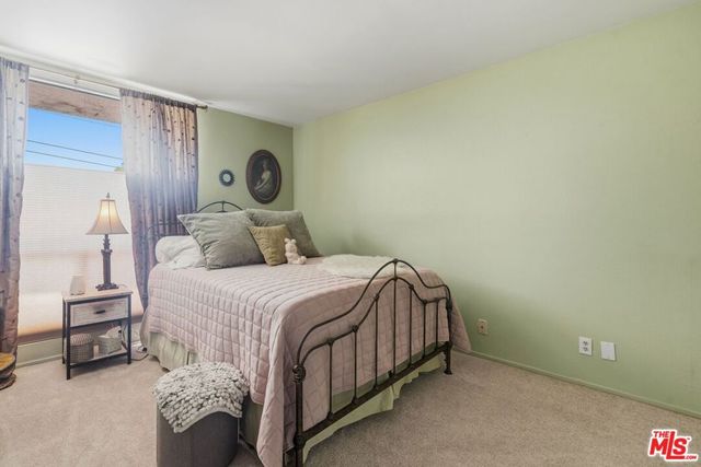 906 N Doheny Drive 221, West Hollywood, CA 90069