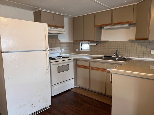 1411 21ST AVENUE DRIVE W, Bradenton, FL 34205