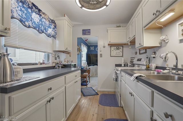 2540 11th Street, Cuyahoga Falls, OH 44221