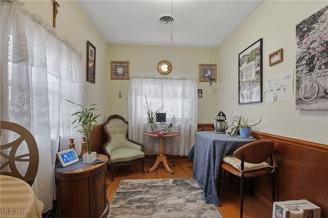 2540 11th Street, Cuyahoga Falls, OH 44221