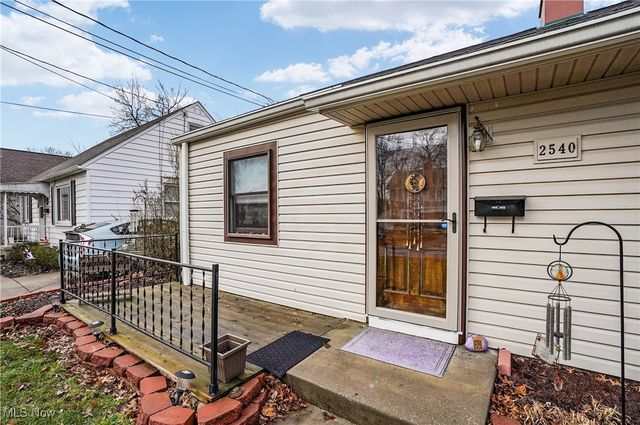 2540 11th Street, Cuyahoga Falls, OH 44221