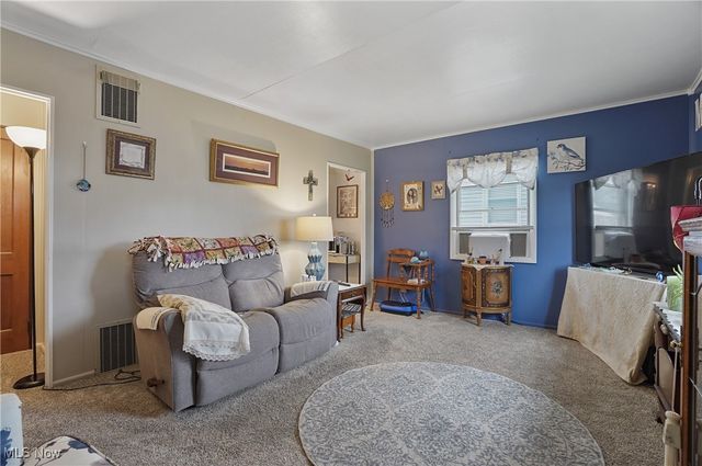 2540 11th Street, Cuyahoga Falls, OH 44221