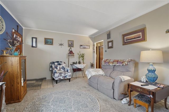 2540 11th Street, Cuyahoga Falls, OH 44221