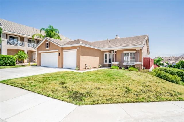 27698 Via Sol Arriva, Moreno Valley, CA 92555