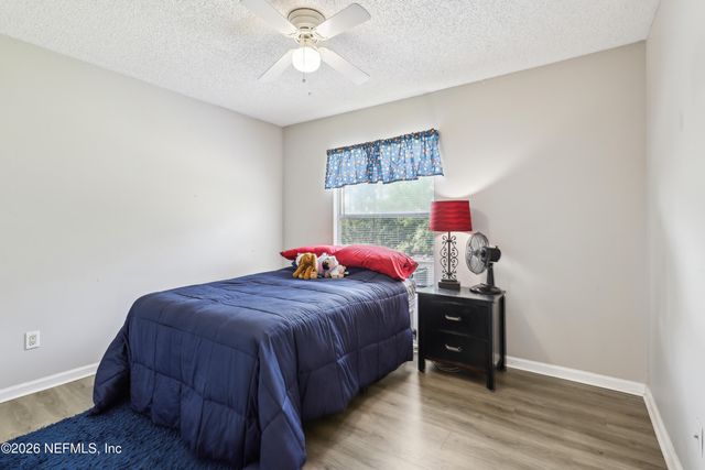 4322 S MARSH HAWK Drive S, Jacksonville, FL 32218