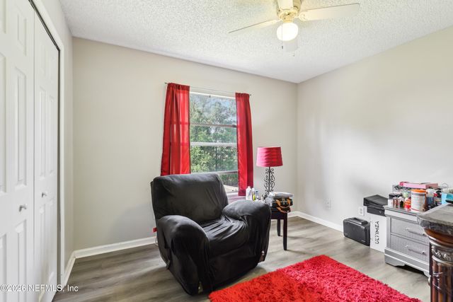 4322 S MARSH HAWK Drive S, Jacksonville, FL 32218