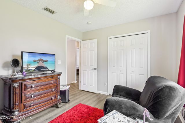 4322 S MARSH HAWK Drive S, Jacksonville, FL 32218