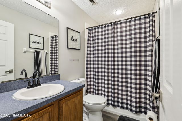4322 S MARSH HAWK Drive S, Jacksonville, FL 32218