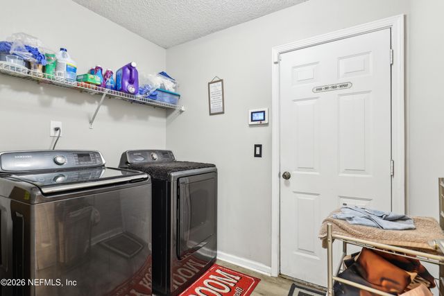 4322 S MARSH HAWK Drive S, Jacksonville, FL 32218