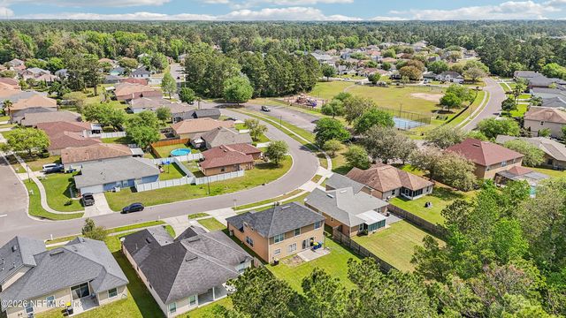 4322 S MARSH HAWK Drive S, Jacksonville, FL 32218