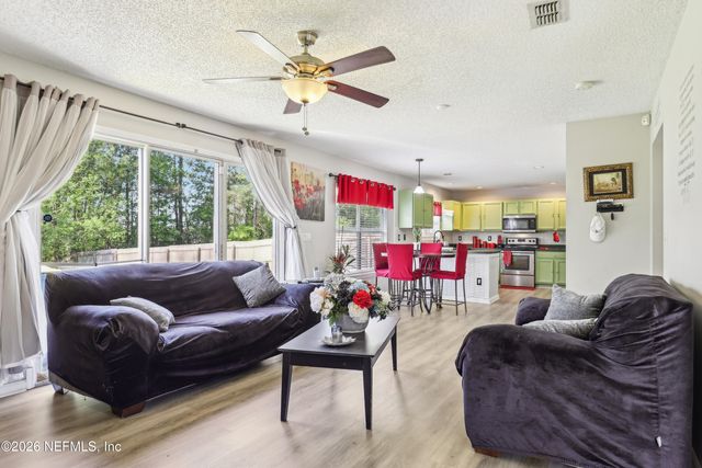 4322 S MARSH HAWK Drive S, Jacksonville, FL 32218