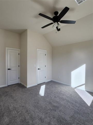 11624 NW 103rd Street, Yukon, OK 73099