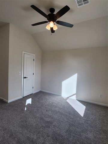 11624 NW 103rd Street, Yukon, OK 73099