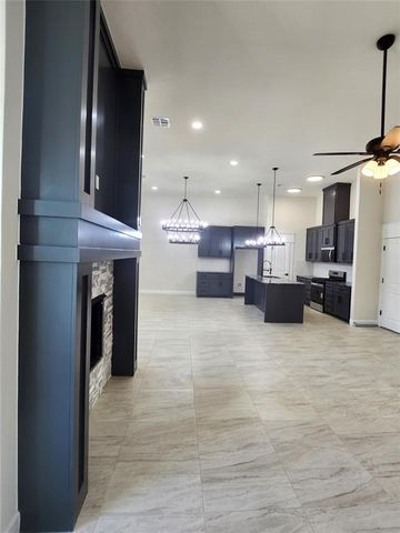 11624 NW 103rd Street, Yukon, OK 73099