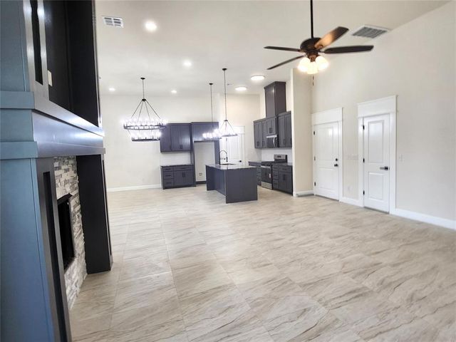 11624 NW 103rd Street, Yukon, OK 73099