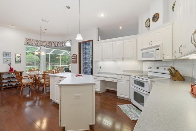 8610 SW 196TH AVENUE ROAD, Dunnellon, FL 34432