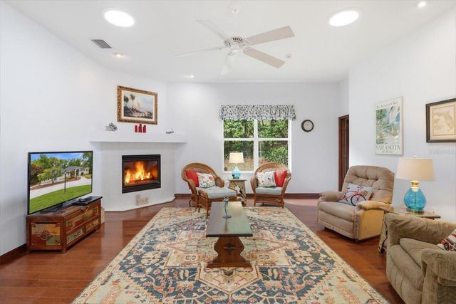 8610 SW 196TH AVENUE ROAD, Dunnellon, FL 34432