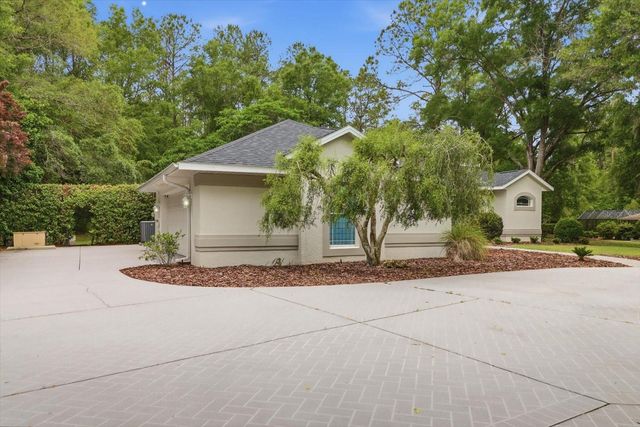 8610 SW 196TH AVENUE ROAD, Dunnellon, FL 34432