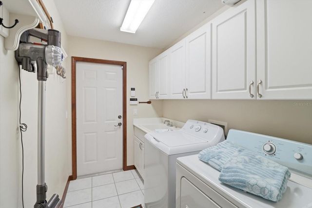 8610 SW 196TH AVENUE ROAD, Dunnellon, FL 34432