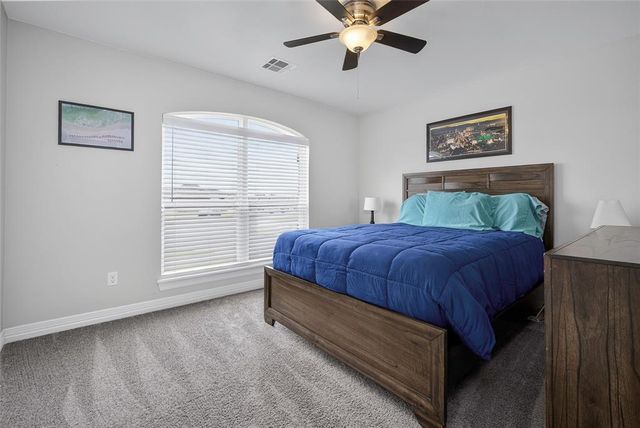 9516 NW 86th Street, Yukon, OK 73099