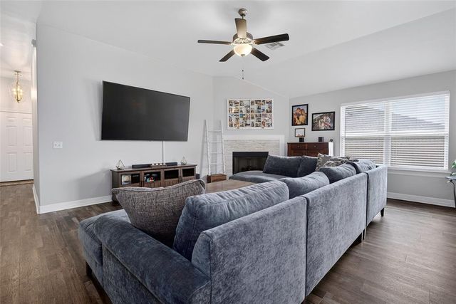 9516 NW 86th Street, Yukon, OK 73099